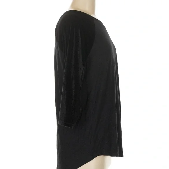 Black 3/4 Sleeve Top - Picture 2 of 2